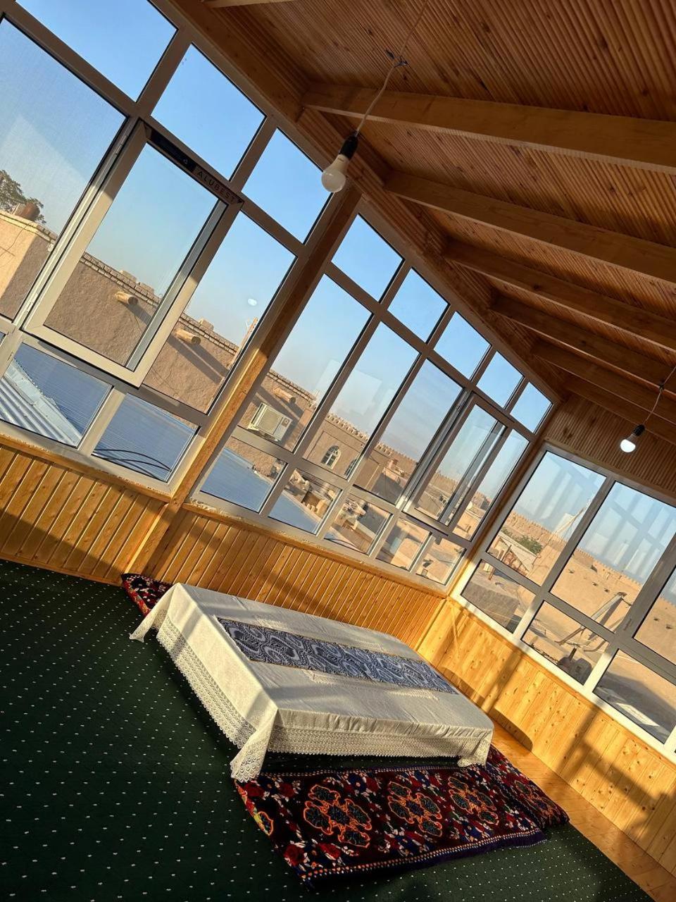 Khan Hotel Chiwa Zewnętrze zdjęcie